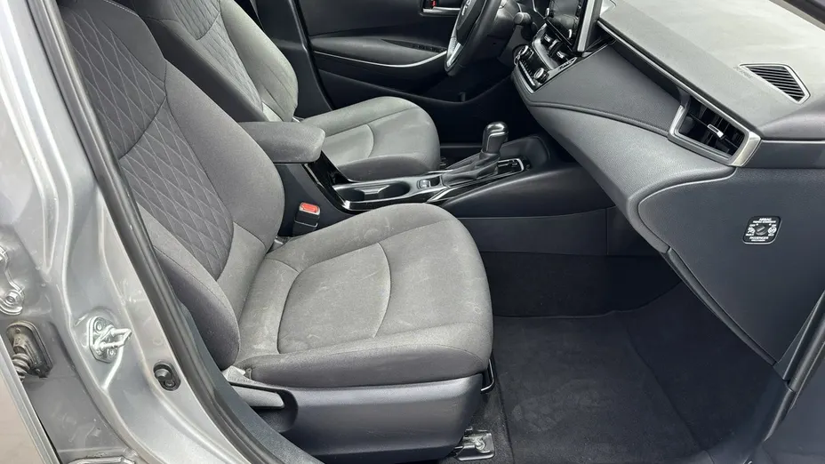 TOYOTA Corolla -