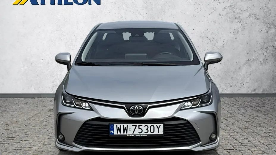 TOYOTA Corolla -