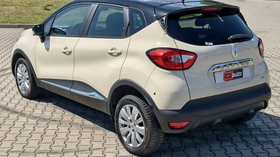 RENAULT Captur -