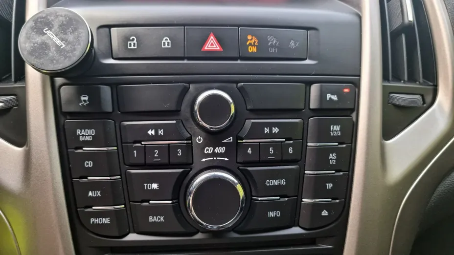 OPEL Astra -