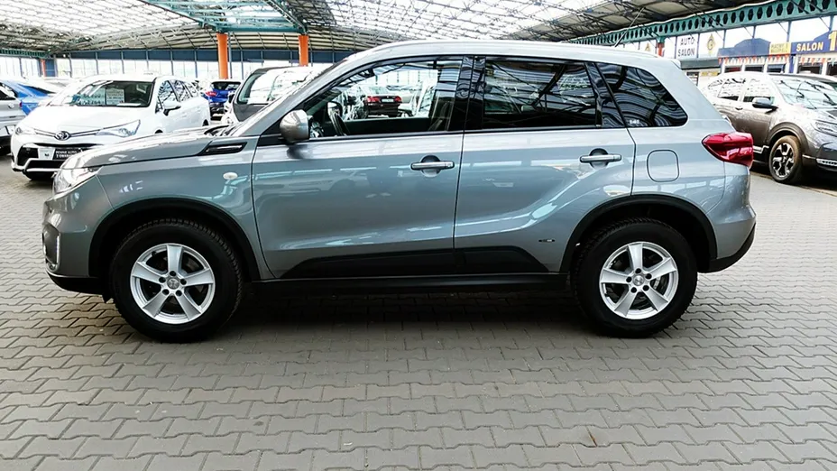 SUZUKI Vitara -
