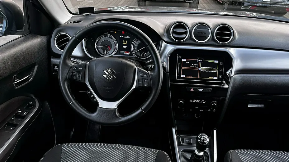 SUZUKI Vitara -