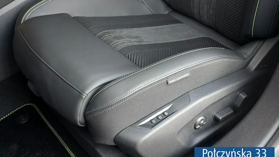PEUGEOT 408 -