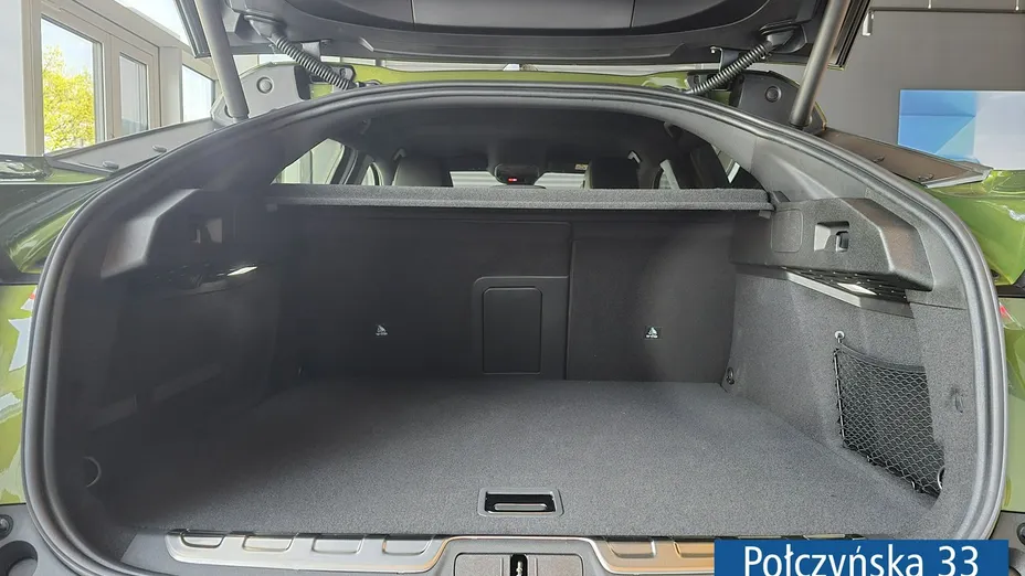 PEUGEOT 408 -