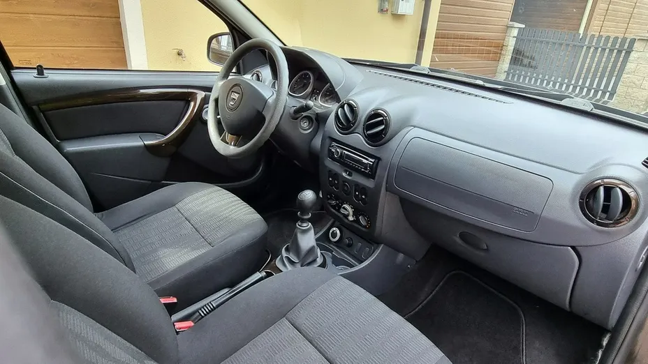 DACIA Duster -