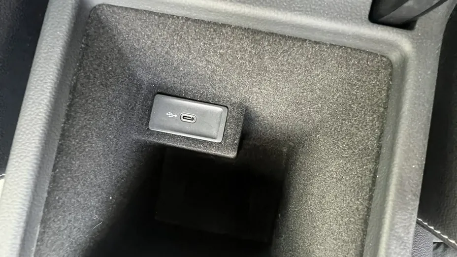 VOLKSWAGEN Passat -