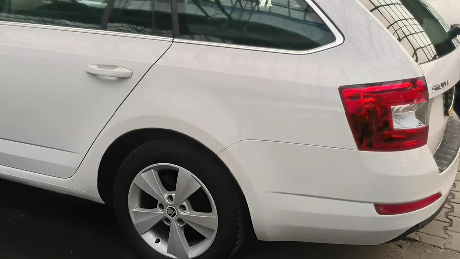 SKODA Octavia -