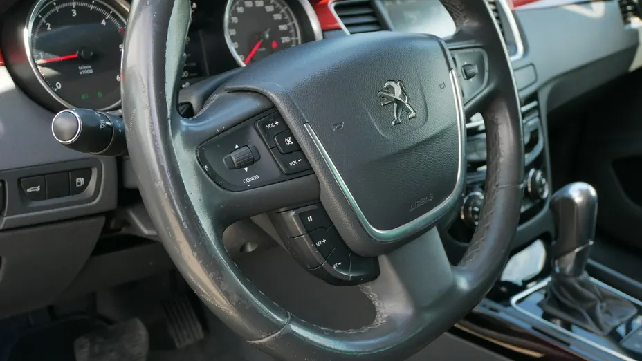 PEUGEOT 508 -