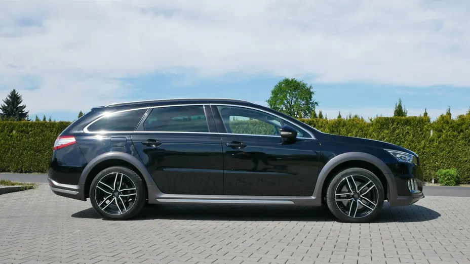 PEUGEOT 508 -