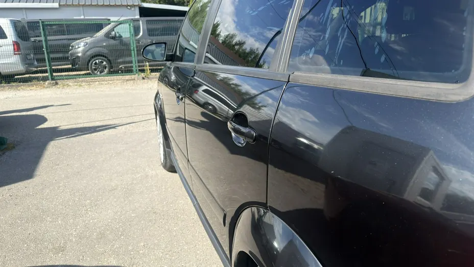 AUDI A2 -
