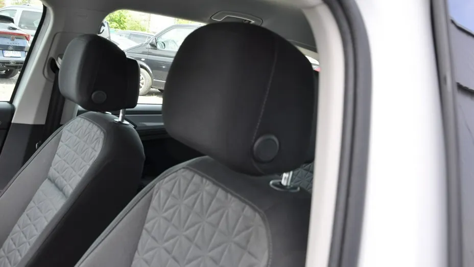 VOLKSWAGEN Tiguan -