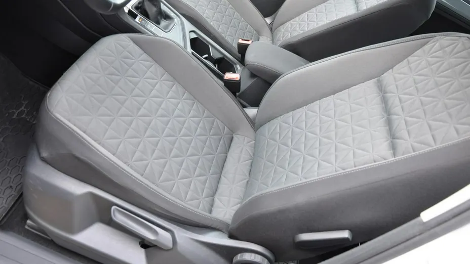 VOLKSWAGEN Tiguan -