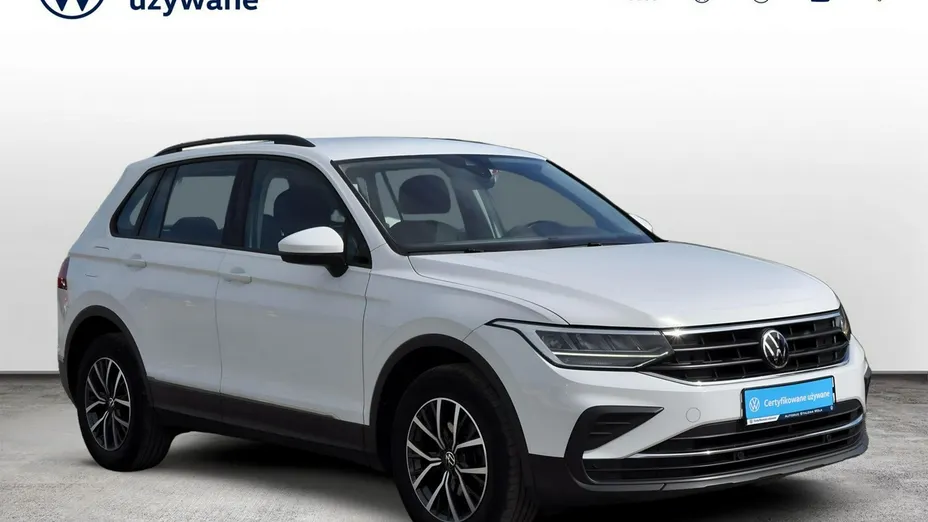 VOLKSWAGEN Tiguan -