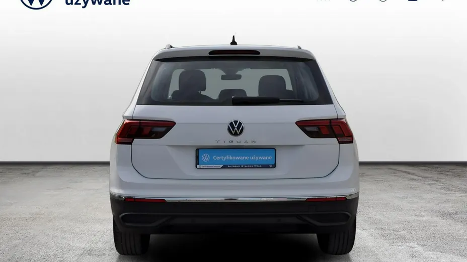 VOLKSWAGEN Tiguan -