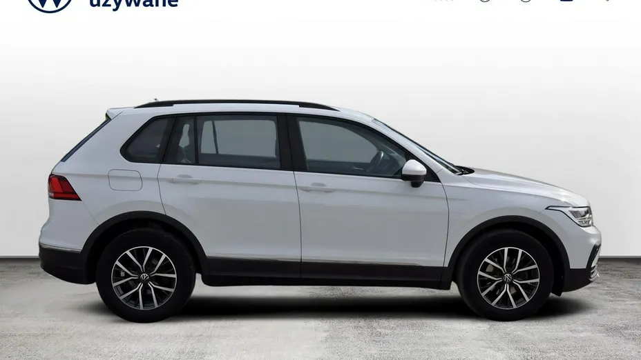 VOLKSWAGEN Tiguan -