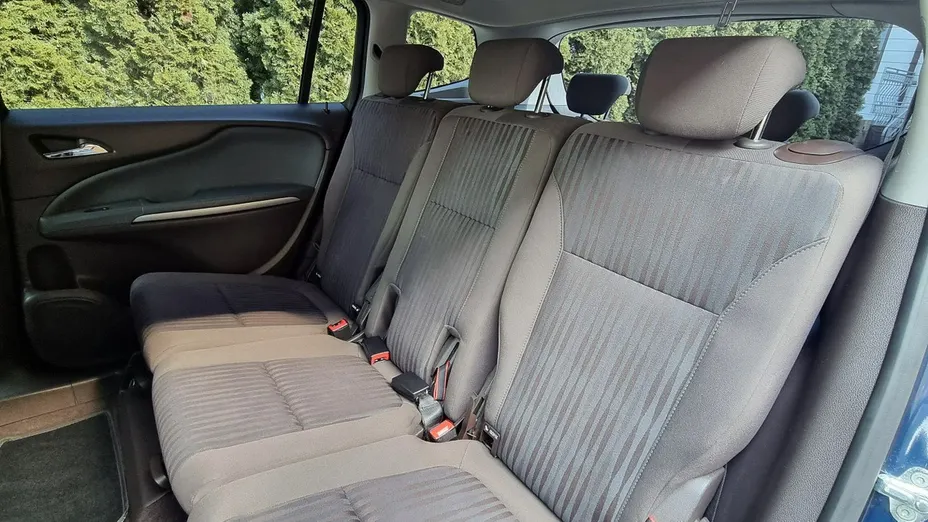 OPEL Zafira -