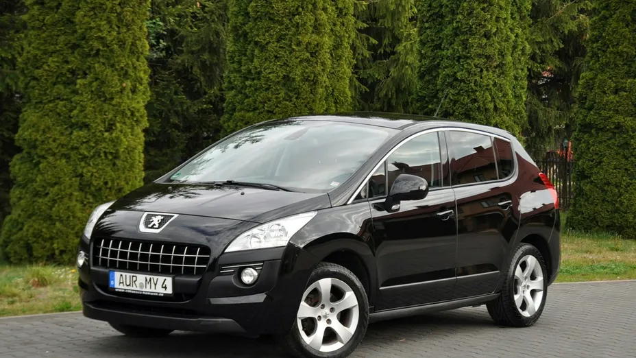 PEUGEOT 3008 -