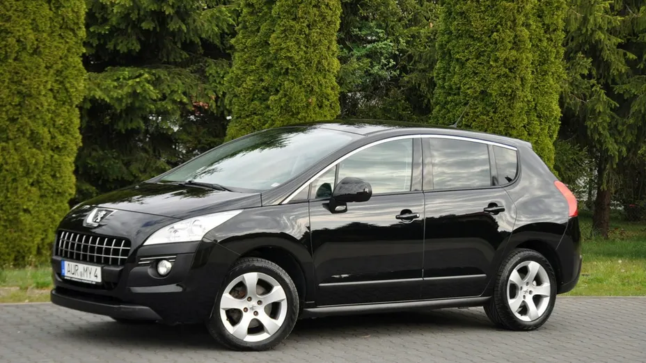PEUGEOT 3008 -