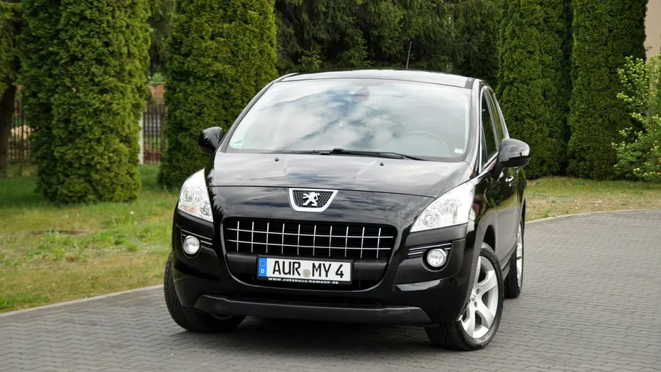 PEUGEOT 3008 -