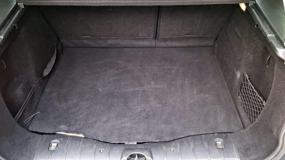 PEUGEOT 207 -