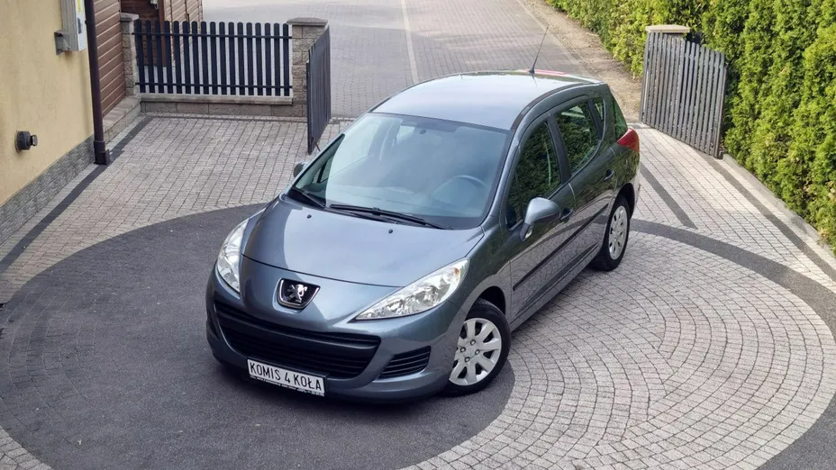 PEUGEOT 207 -