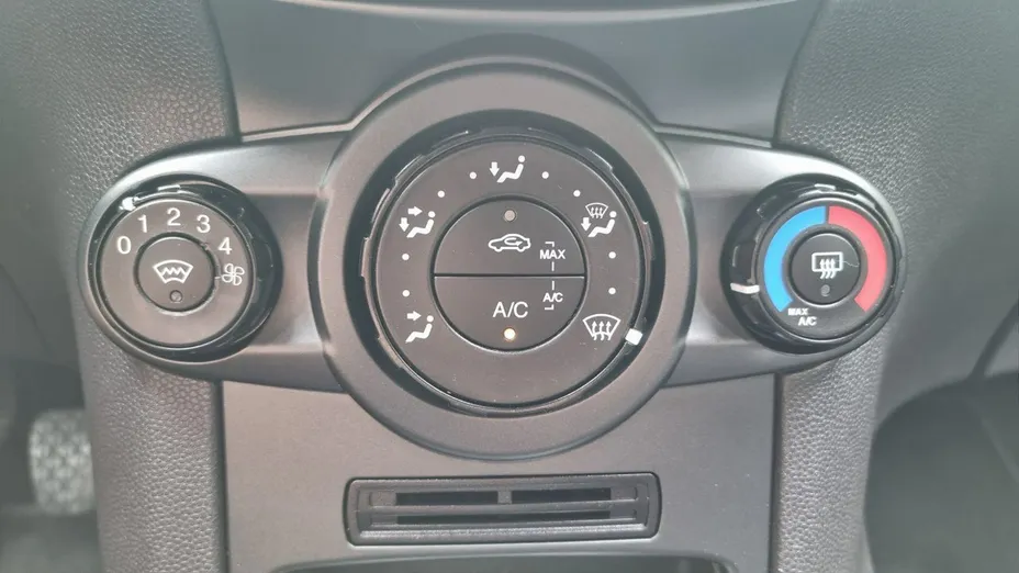 FORD Fiesta -