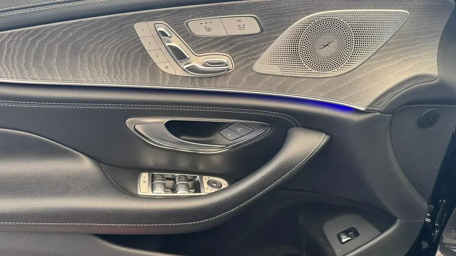 MERCEDES-BENZ CLS -