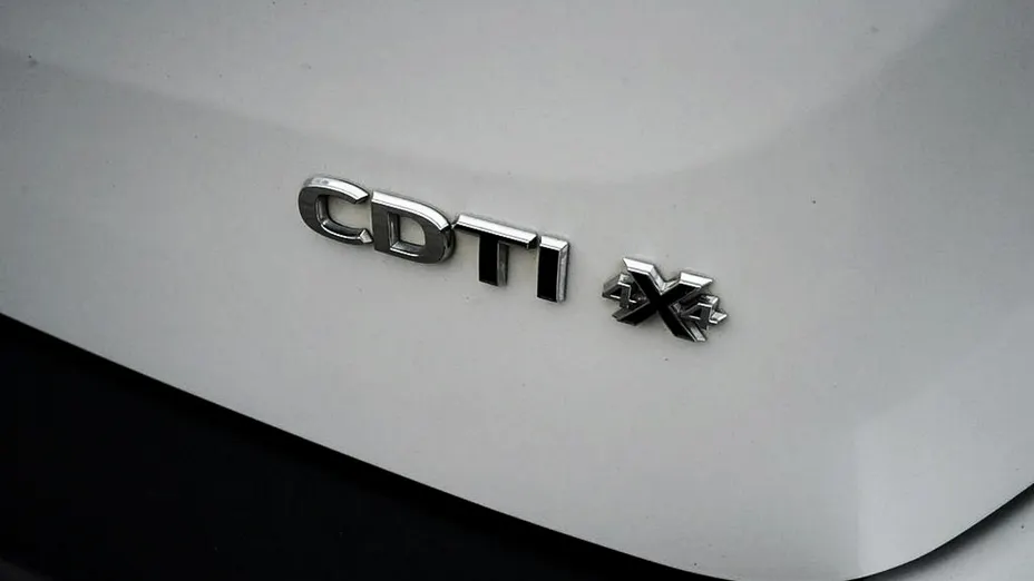 OPEL Mokka -