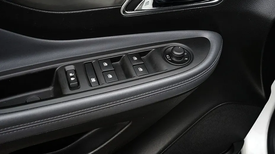 OPEL Mokka -