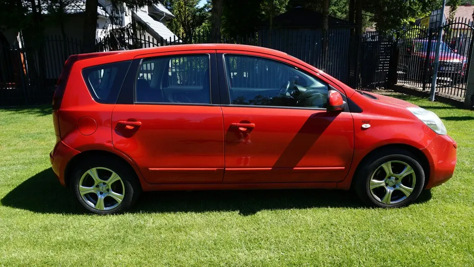 NISSAN Note -