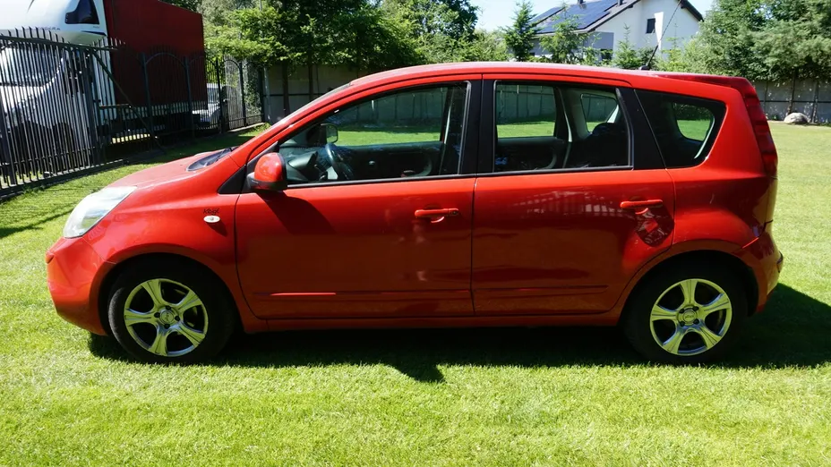 NISSAN Note -