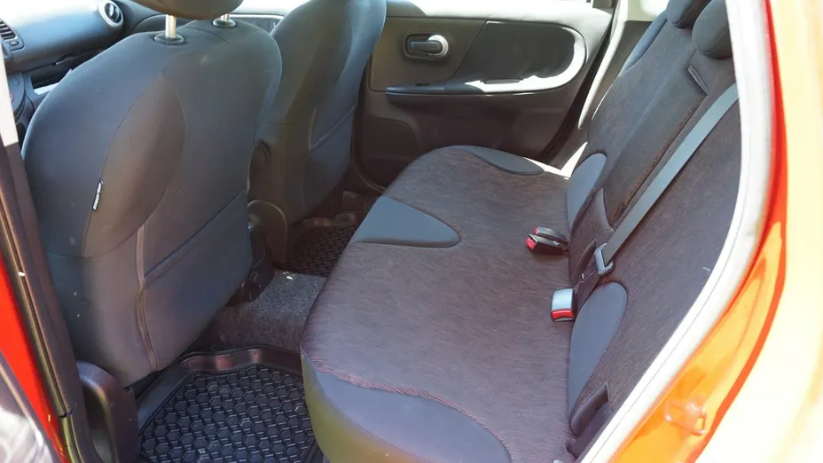 NISSAN Note -