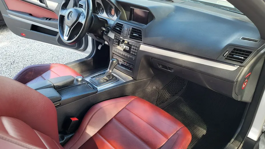 MERCEDES-BENZ E Klasa -