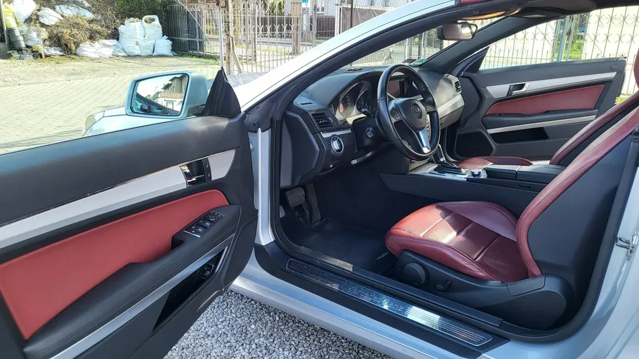 MERCEDES-BENZ E Klasa -