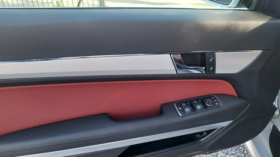 MERCEDES-BENZ E Klasa -