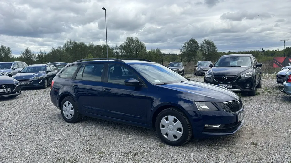 SKODA Octavia -