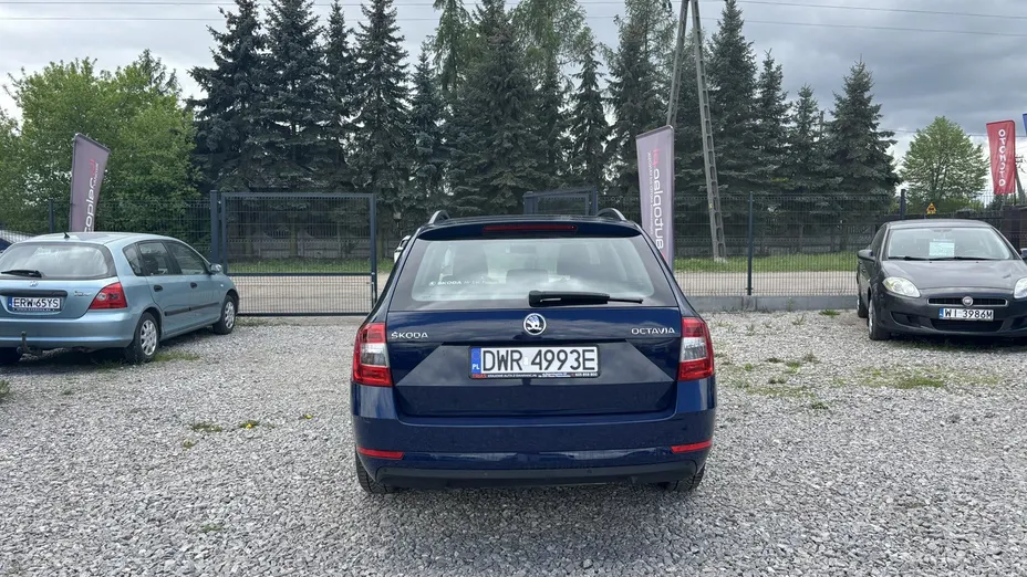 SKODA Octavia -