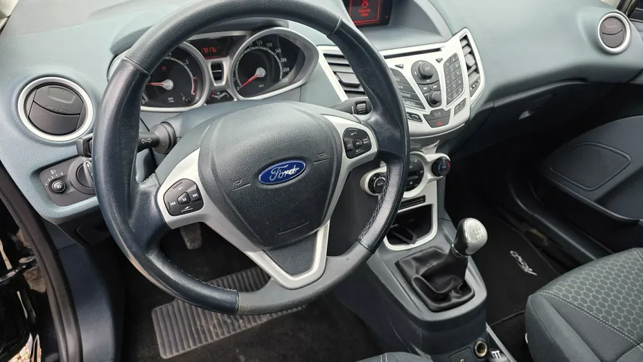 FORD Fiesta -