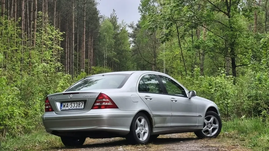 MERCEDES-BENZ C Klasa -