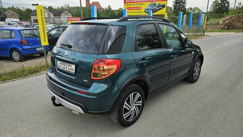 SUZUKI SX4 -