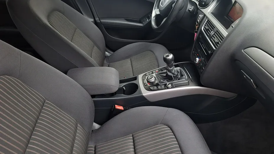 AUDI A4 -