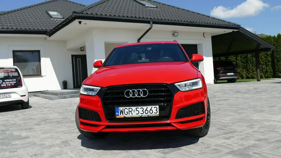AUDI Q3 -