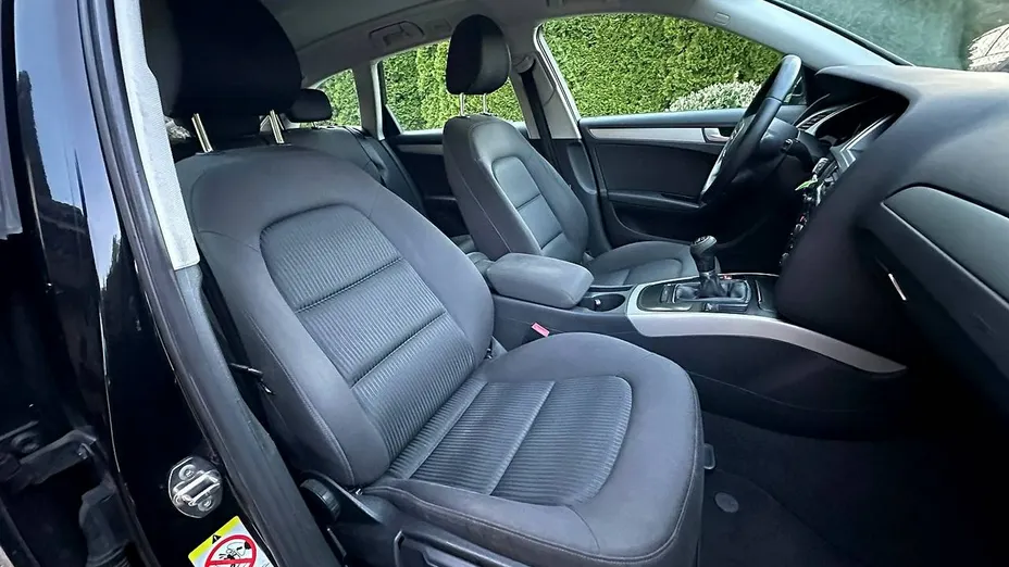 AUDI A4 -