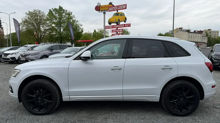 AUDI Q5 -