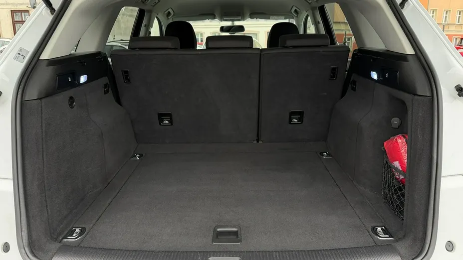 AUDI Q5 -