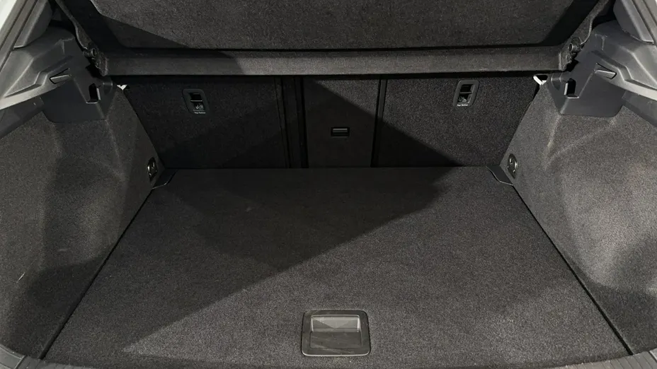 VOLKSWAGEN T-ROC -
