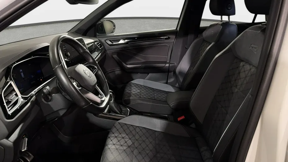 VOLKSWAGEN T-ROC -