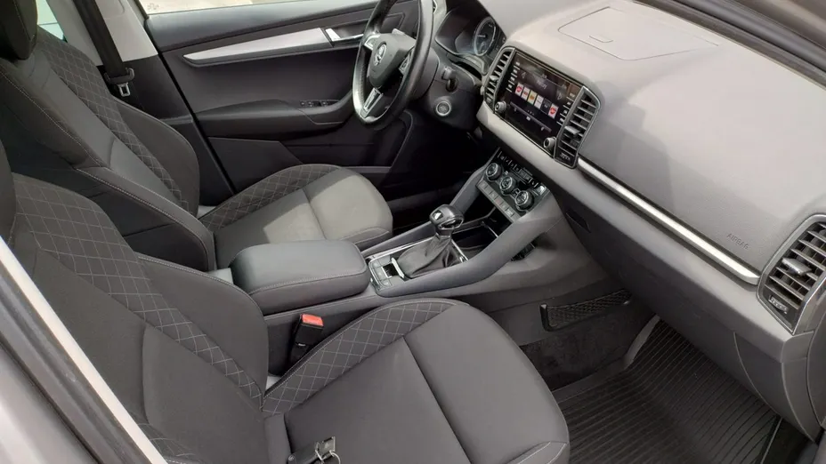 SKODA Karoq -