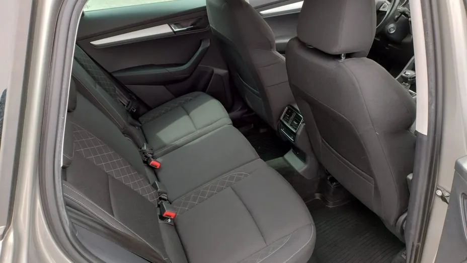 SKODA Karoq -