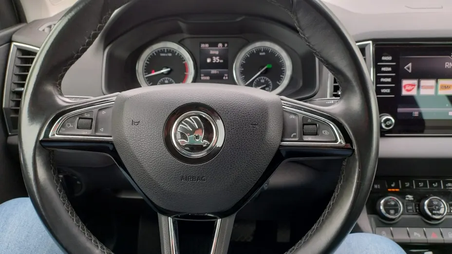 SKODA Karoq -